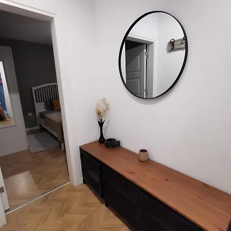 Opera Theatre With A Courtyard Lägenhet Varna