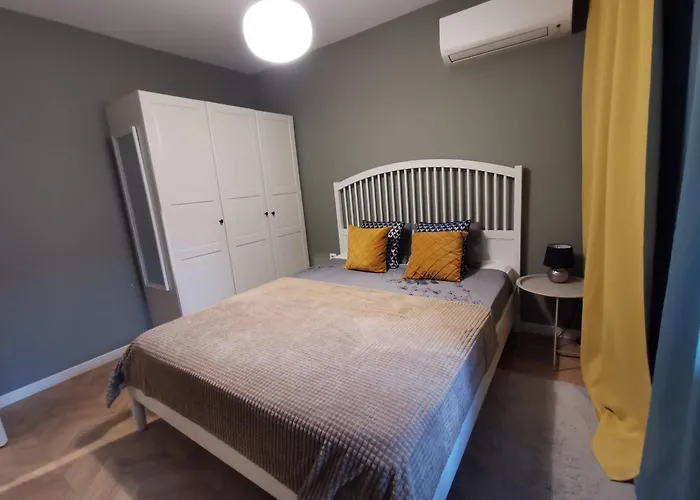 Opera Theatre With A Courtyard 公寓 *