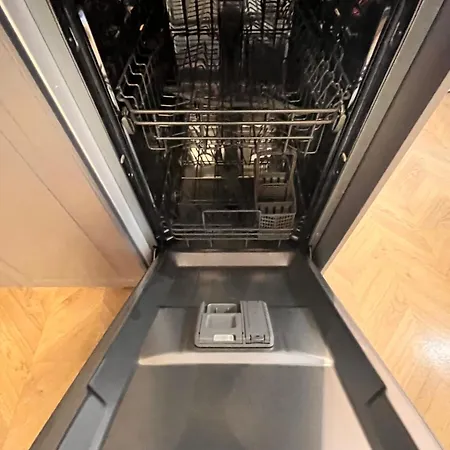 Opera Theatre With A Courtyard Апартаменти Варна