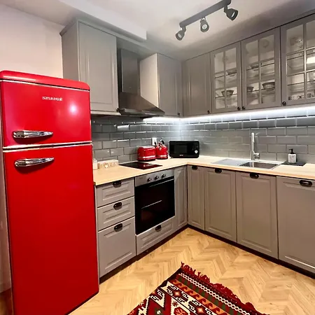 Opera Theatre With A Courtyard Apartment Varna