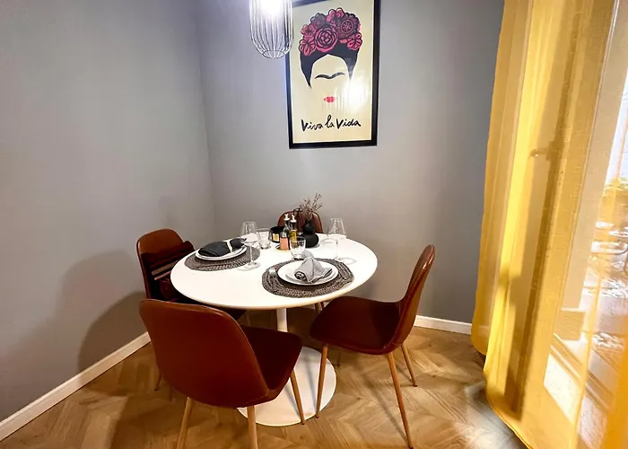 Opera Theatre With A Courtyard Apartment Varna