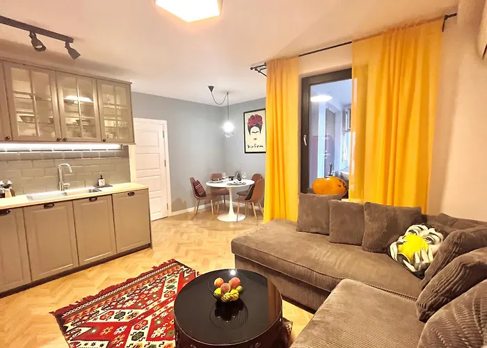 Opera Theatre With A Courtyard Apartment Varna